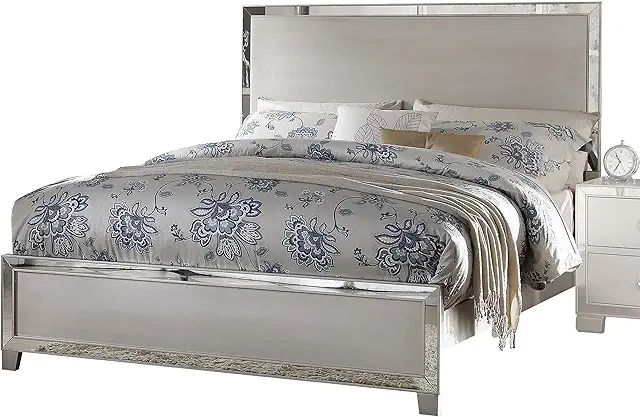 Voeville II Eastern King Bed - 24837EK - Platinum